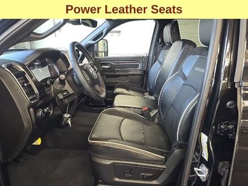 Used 2025 RAM 3500 Limited w/ Towing Technology Group AWD/4WD image 10