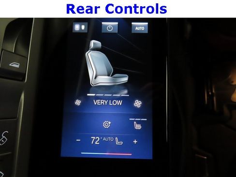 Used 2025 BMW 740i image 47