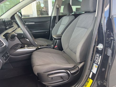 Used 2024 Kia Seltos LX AWD/4WD image 14