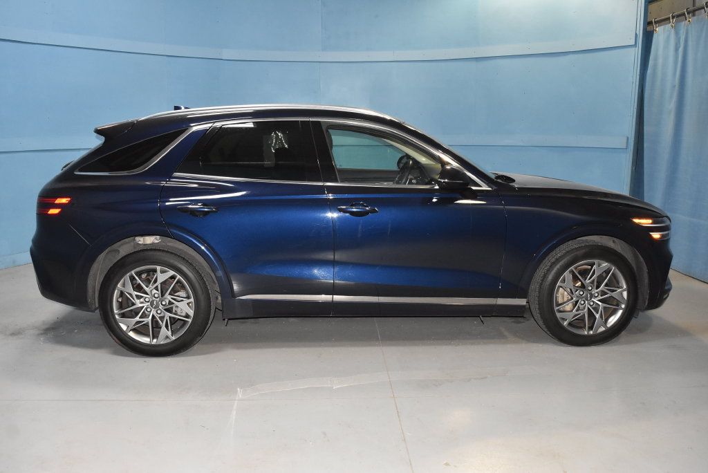 Used 2025 Genesis GV70 2.5T AWD/4WD image 24