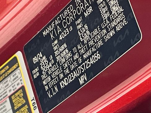 Used 2025 Kia Soul LX w/ LX Technology Package image 27