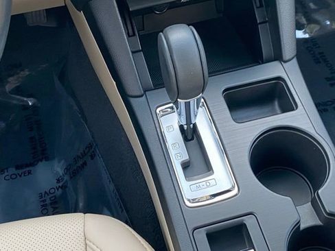 Used 2017 Subaru Outback 2.5i Limited image 14