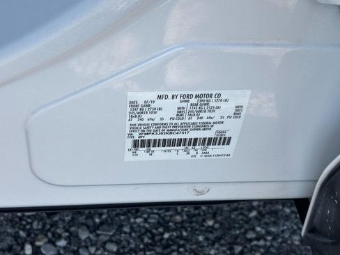 Used 2019 Ford Edge SEL w/ Equipment Group 201A FWD image 27
