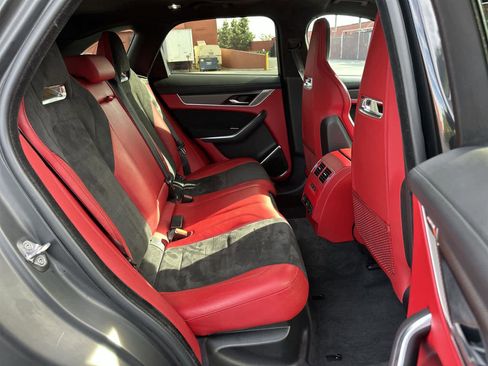 Used 2024 Jaguar F-PACE SVR image 13