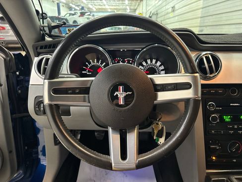 Used 2008 Ford Mustang GT Premium RWD image 12
