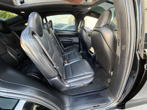 Used 2022 Tesla Model X AWD/4WD image 31