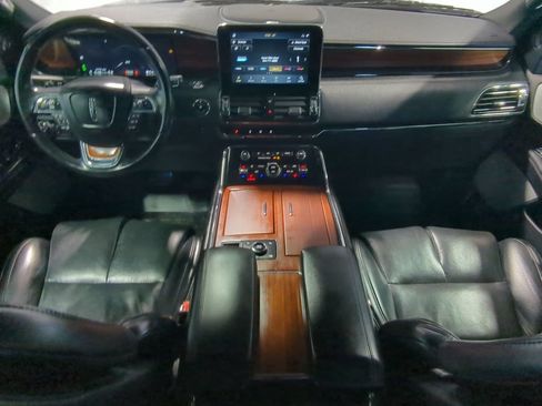 Used 2020 Lincoln Navigator Reserve w/ Equipment Group 208A Reserve AWD/4WD image 18