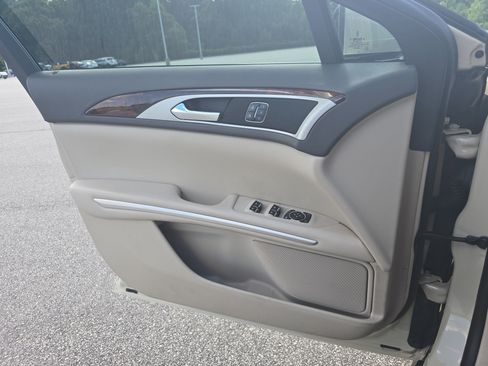 Used 2016 Lincoln MKZ w/ Equipment Group 200A Select FWD image 27