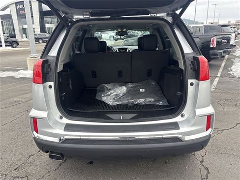 Used 2017 GMC Terrain SLT w/ Driver Alert Package I image 23