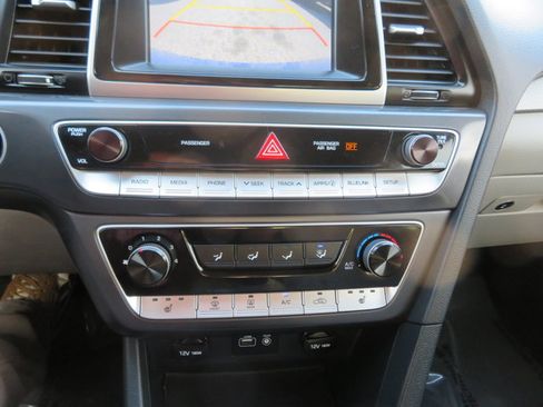 Used 2018 Hyundai Sonata SEL w/ Cargo Package image 28