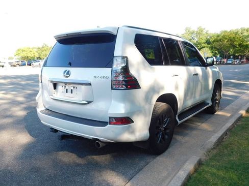 Used 2023 Lexus GX 460 Premium w/ Premium Package AWD/4WD image 4