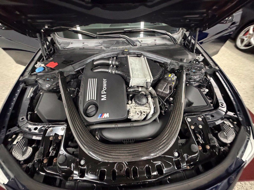 Used 2018 BMW M3 RWD image 41