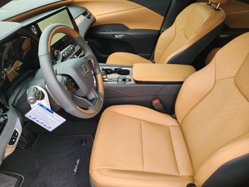 New 2026 Lexus RX 350h AWD/4WD image 5