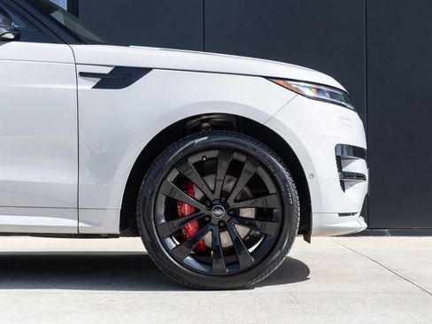 Used 2023 Land Rover Range Rover Sport SE Dynamic AWD/4WD image 11