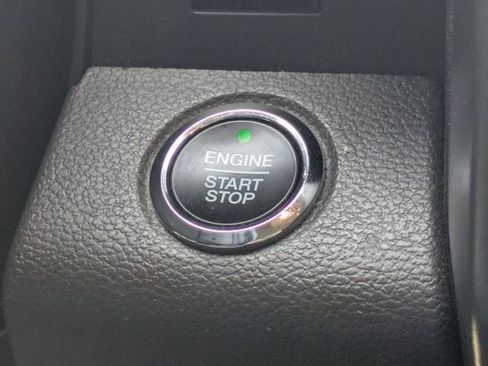 Used 2021 Ford Expedition Max XLT image 27