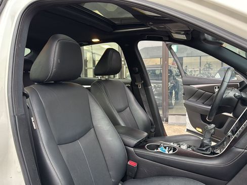 Used 2022 INFINITI Q50 Sensory image 35