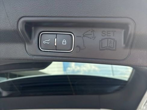 Used 2025 Ford Explorer ST AWD/4WD image 32
