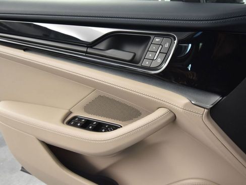 New 2025 Porsche Panamera 4 AWD/4WD image 23