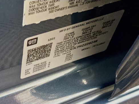 Used 2024 GMC Sierra 1500 Elevation image 12