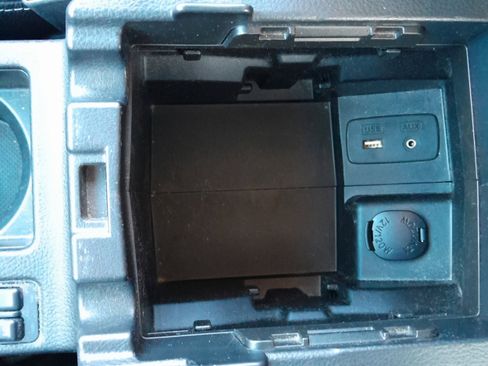 Used 2013 Subaru Crosstrek 2.0i Limited image 26