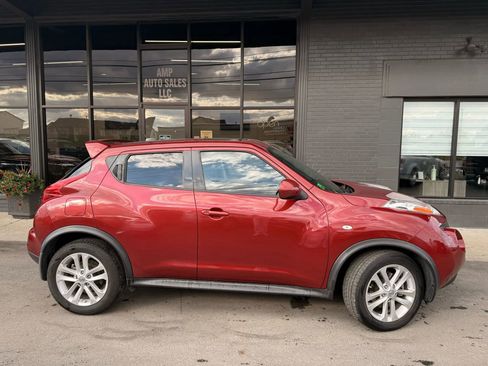 Used 2012 Nissan Juke SL image 4
