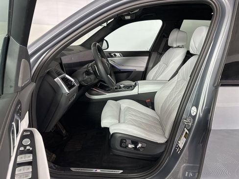 Certified 2025 BMW X7 xDrive40i w/ Executive Package AWD/4WD image 8