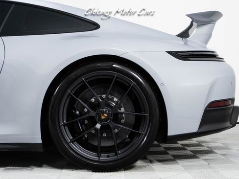 Used 2026 Porsche 911 GTS image 3
