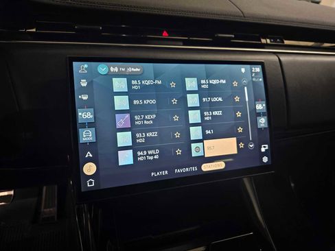 Certified 2024 Land Rover Range Rover Sport Dynamic SE image 32