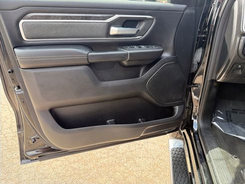 Used 2021 RAM 1500 Big Horn AWD/4WD image 11