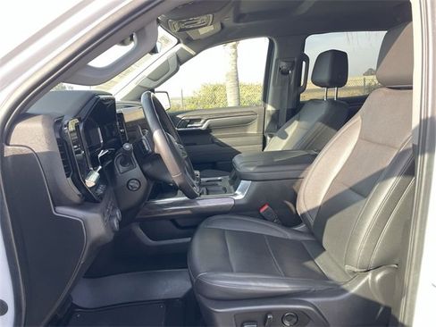 Used 2023 Chevrolet Silverado 1500 LTZ image 19