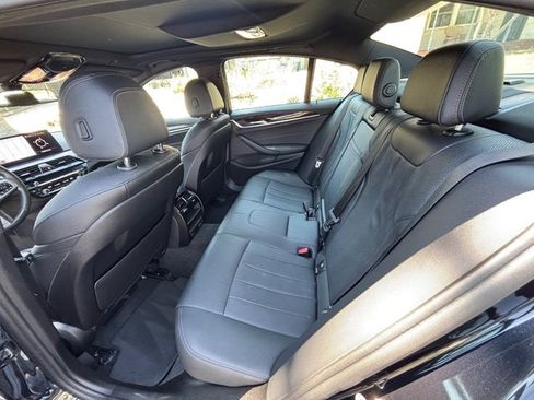 Used 2022 BMW 530i w/ M Sport Package RWD image 35