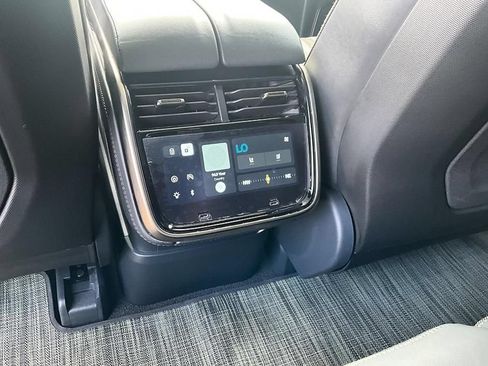 Used 2022 Rivian R1T Adventure AWD/4WD image 32