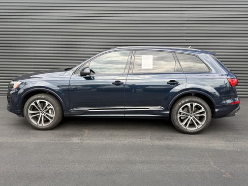 Used 2025 Audi Q7 2.0T Premium Plus AWD/4WD image 2