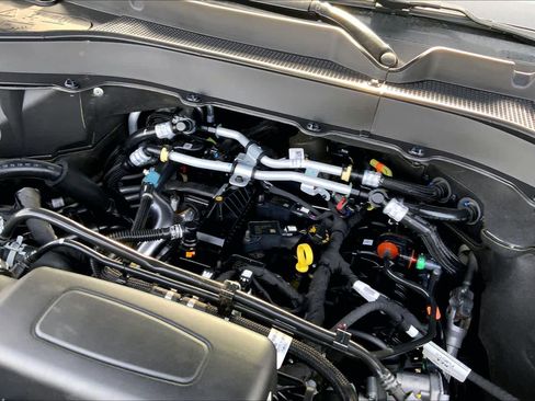 Used 2023 Ford Explorer XLT w/ Equipment Group 202A image 28