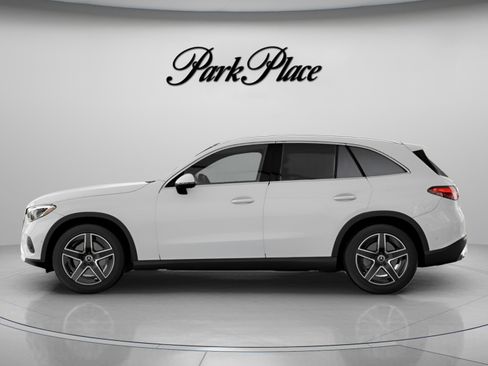 Used 2026 Mercedes-Benz GLC 300 4MATIC image 7