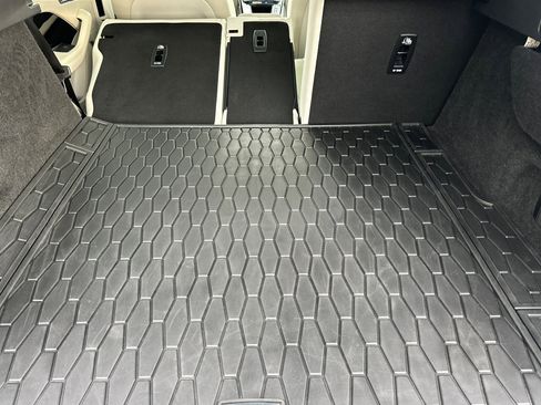 Used 2022 Jaguar I-PACE HSE image 12