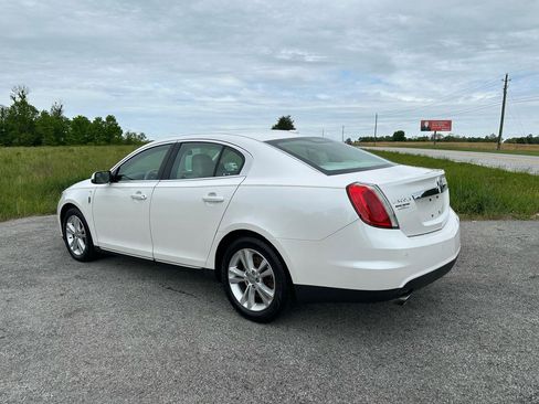 Used 2010 Lincoln MKS FWD image 5