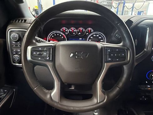 Used 2020 Chevrolet Silverado 1500 LT Trail Boss AWD/4WD image 18