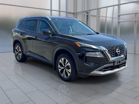 Used 2023 Nissan Rogue SV w/ SV Premium B Package image 1