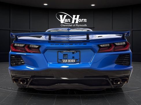 Used 2026 Chevrolet Corvette Stingray Coupe w/ Z51 Performance Package RWD image 9