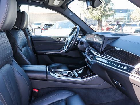 Used 2025 BMW X5 xDrive50e image 17