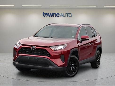Used 2020 Toyota RAV4 LE w/ All Weather Liner Package AWD/4WD image 10
