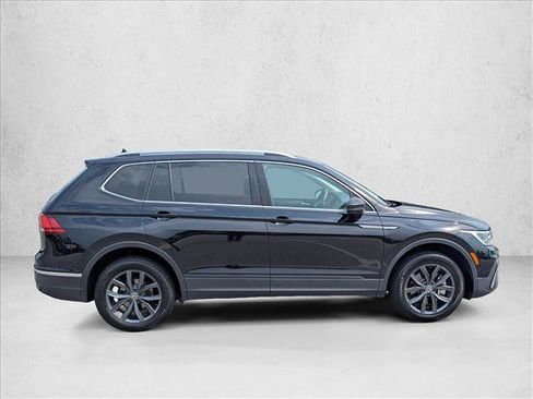 Used 2024 Volkswagen Tiguan Wolfsburg Edition FWD image 3