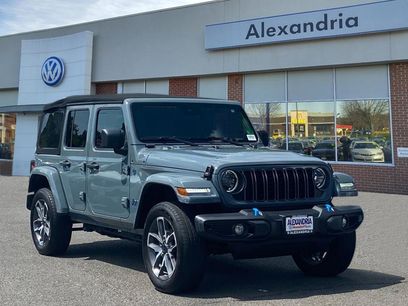 Used 2024 Jeep Wrangler Unlimited w/ Convenience Group