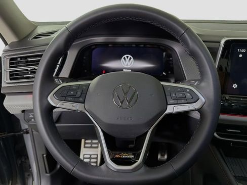 New 2025 Volkswagen Atlas Peak Edition SE image 12