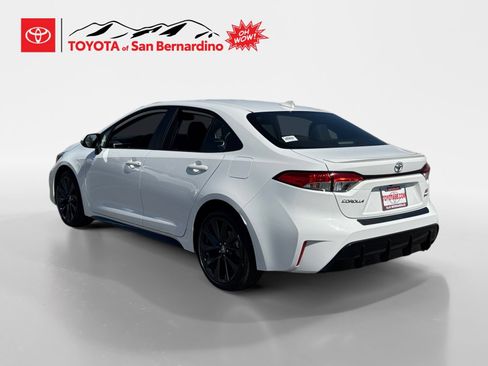 New 2026 Toyota Corolla SE FWD image 3