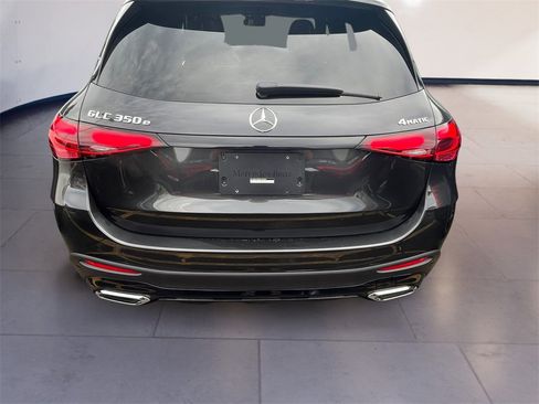 Certified 2025 Mercedes-Benz GLC 350e 4MATIC image 4