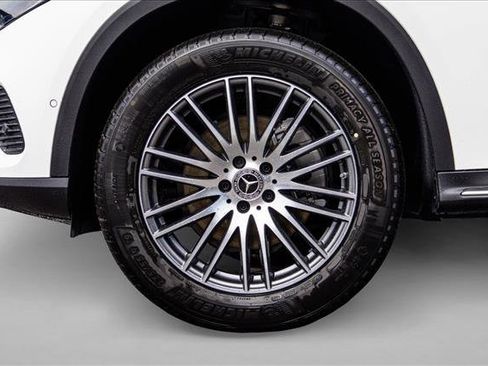 New 2026 Mercedes-Benz GLC 300 4MATIC image 9