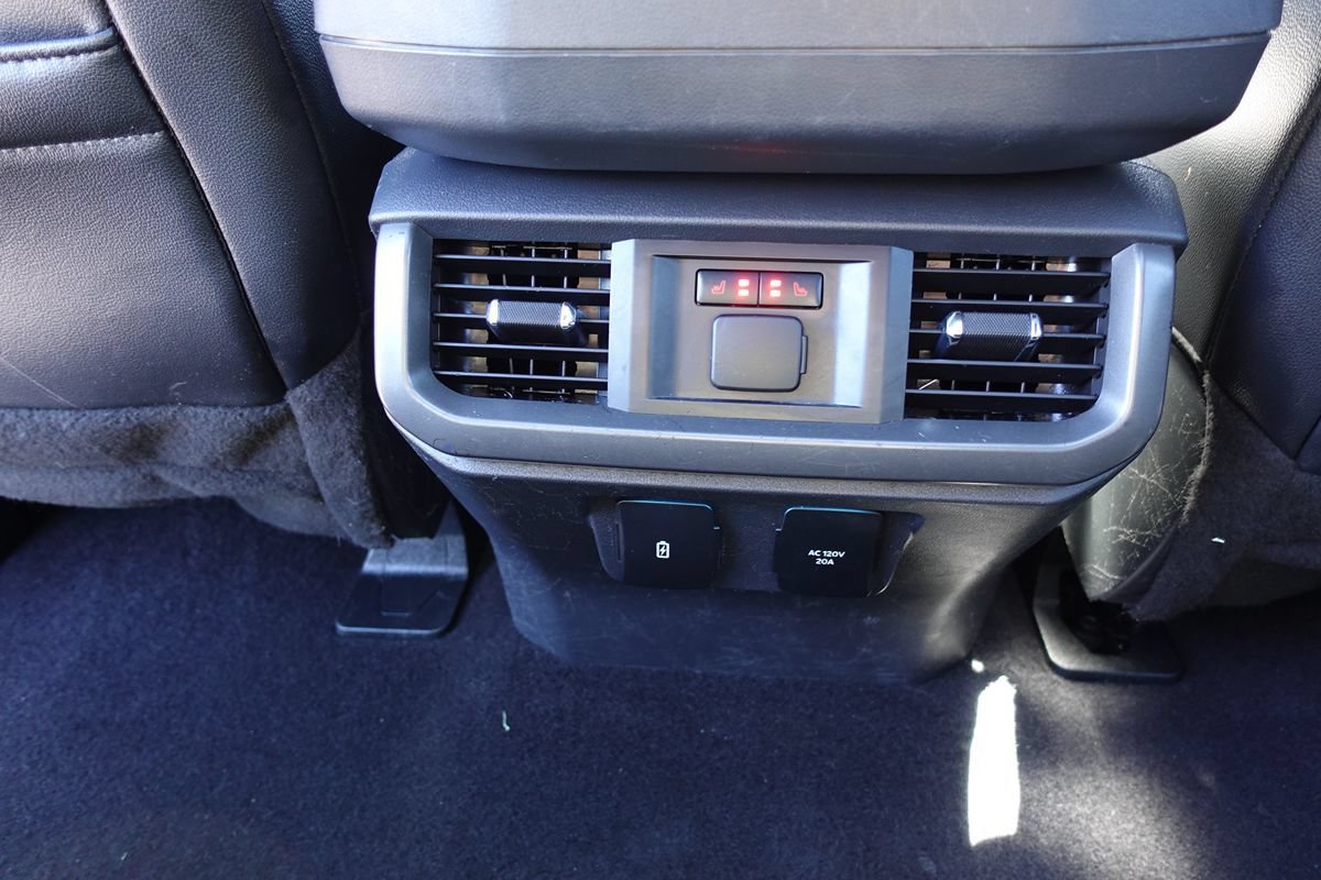 Used 2024 Ford F150 Lariat w/ Equipment Group 502A High AWD/4WD image 37