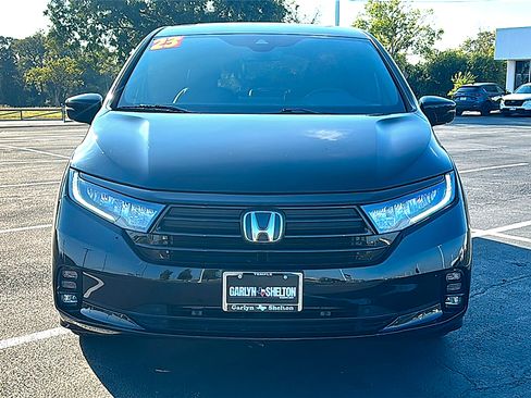 Used 2023 Honda Odyssey Sport image 11